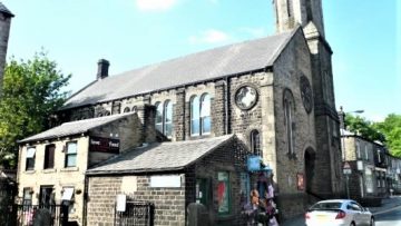 Uppermill – Sacred Heart and St William